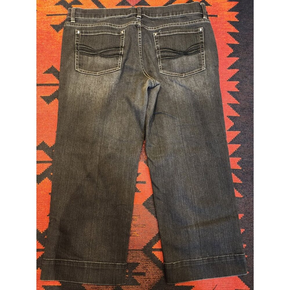 White House Black Market Noir Cropped Denim Jeans Womens Size 12 Distressed